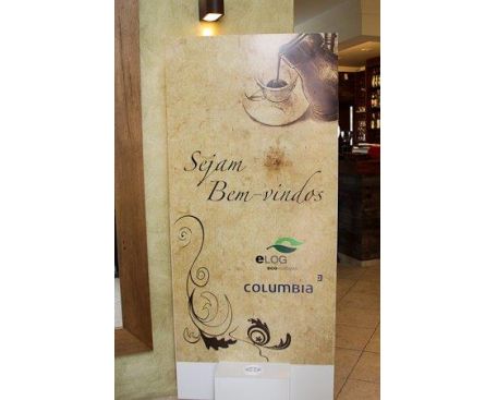 Totem sinalização
