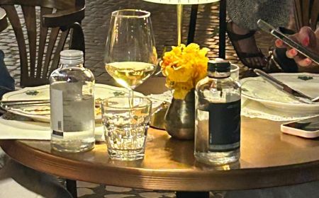 1611 - Abajur mini sem fio Veneza